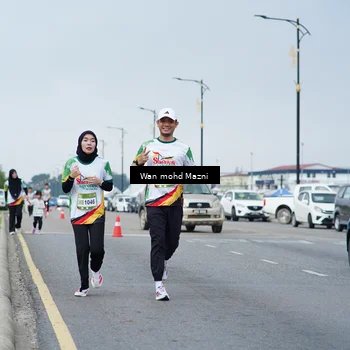 Runner Photo 7655076