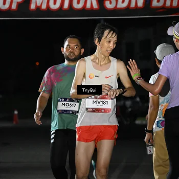 Runner Photo 7655092