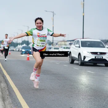 Runner Photo 7655101