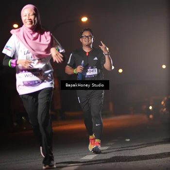Runner Photo 7655105