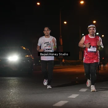Runner Photo 7655108