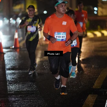 Runner Photo 7655129