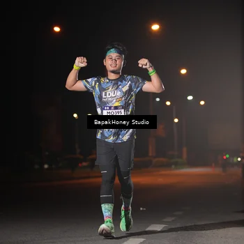 Runner Photo 7655136