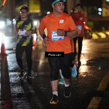Runner Photo 7655144
