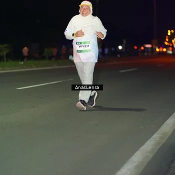 Runner Photo 7655157