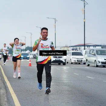 Runner Photo 7655158