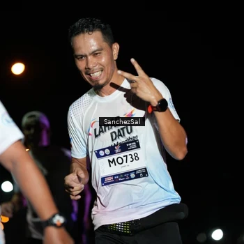 Runner Photo 7655198