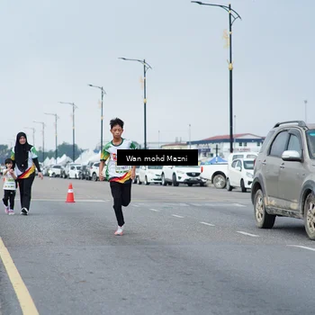Runner Photo 7655200