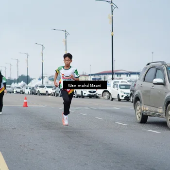 Runner Photo 7655206