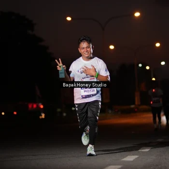 Runner Photo 7655215