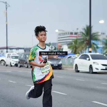 Runner Photo 7655226
