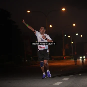 Runner Photo 7655260