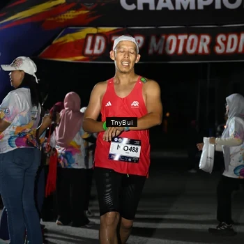 Runner Photo 7655279