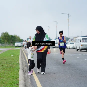 Runner Photo 7655285