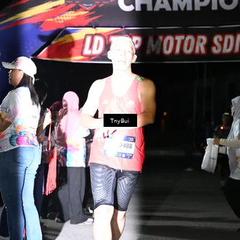 Runner Photo 7655298