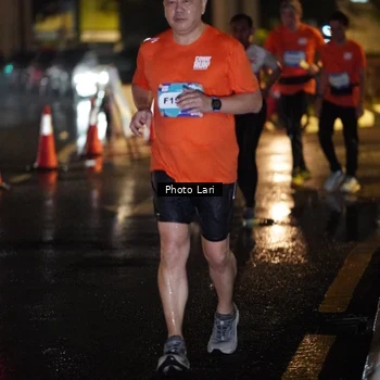 Runner Photo 7655306