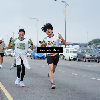 Runner Photo 7655313