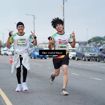 Runner Photo 7655321