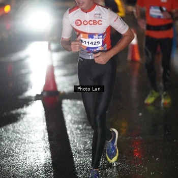 Runner Photo 7655323
