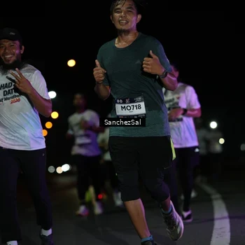 Runner Photo 7655333