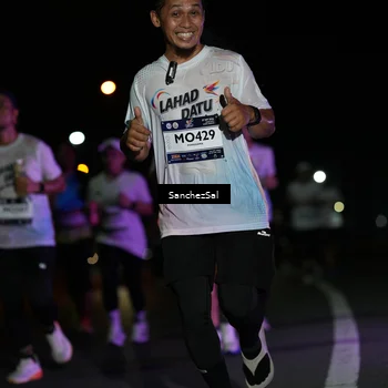 Runner Photo 7655355