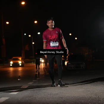 Runner Photo 7655362