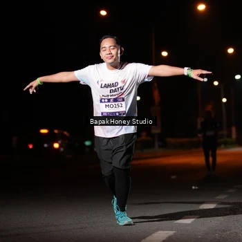 Runner Photo 7655375