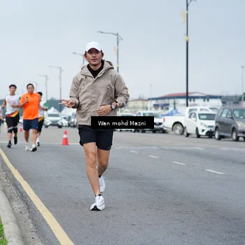 Runner Photo 7655389