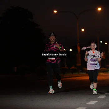 Runner Photo 7655405