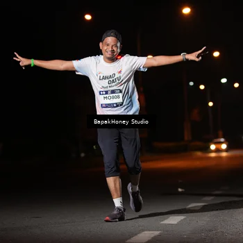 Runner Photo 7655417