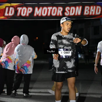 Runner Photo 7655431