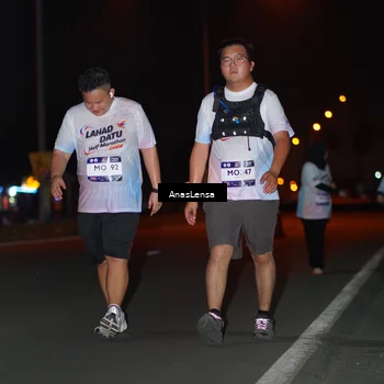 Runner Photo 7655439