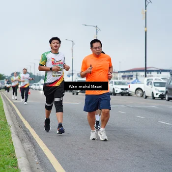 Runner Photo 7655451