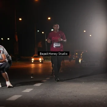 Runner Photo 7655465