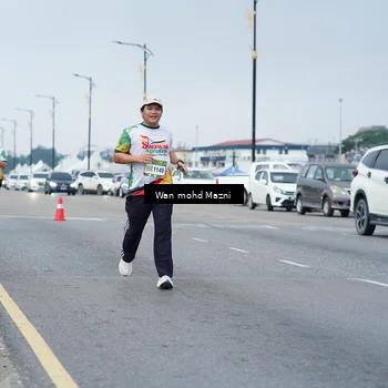 Runner Photo 7655475