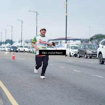 Runner Photo 7655476