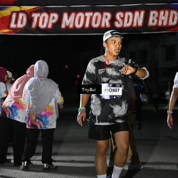 Runner Photo 7655477