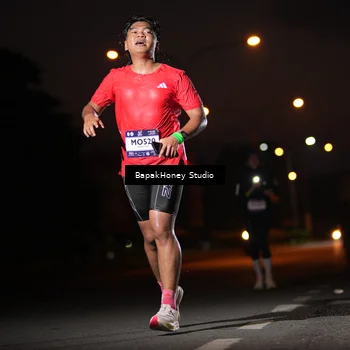 Runner Photo 7655481