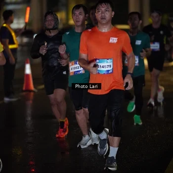 Runner Photo 7655494