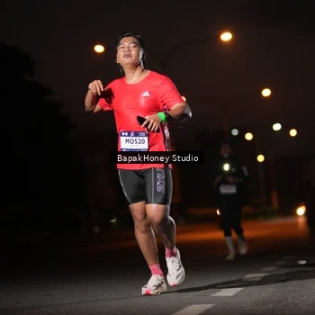 Runner Photo 7655513