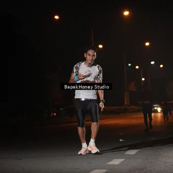 Runner Photo 7655536