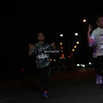 Runner Photo 7655537