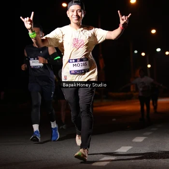 Runner Photo 7655549
