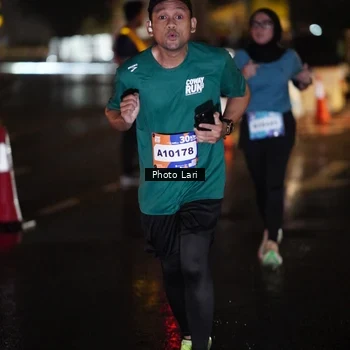 Runner Photo 7655563