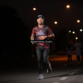 Runner Photo 7655585