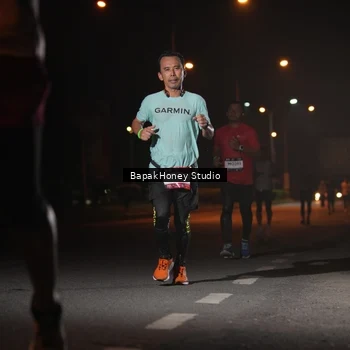 Runner Photo 7655594