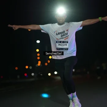 Runner Photo 7655606