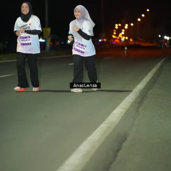 Runner Photo 7655609