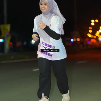 Runner Photo 7655612