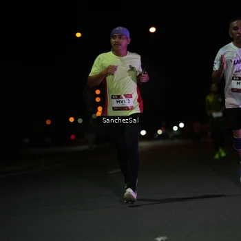 Runner Photo 7655626